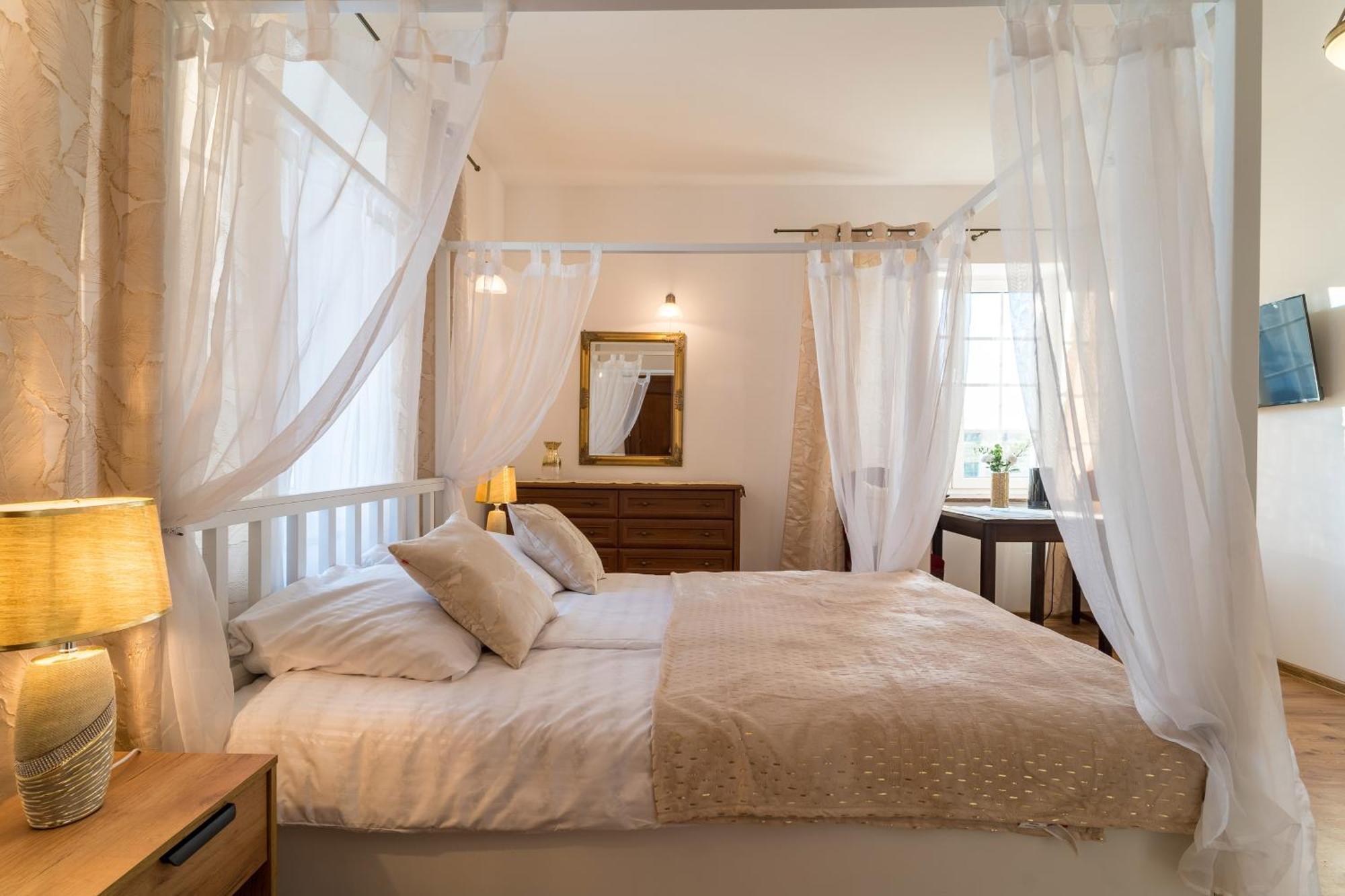 Pensjonat Well Clinic Medicine Estetic & Spa Gdańsk Buitenkant foto