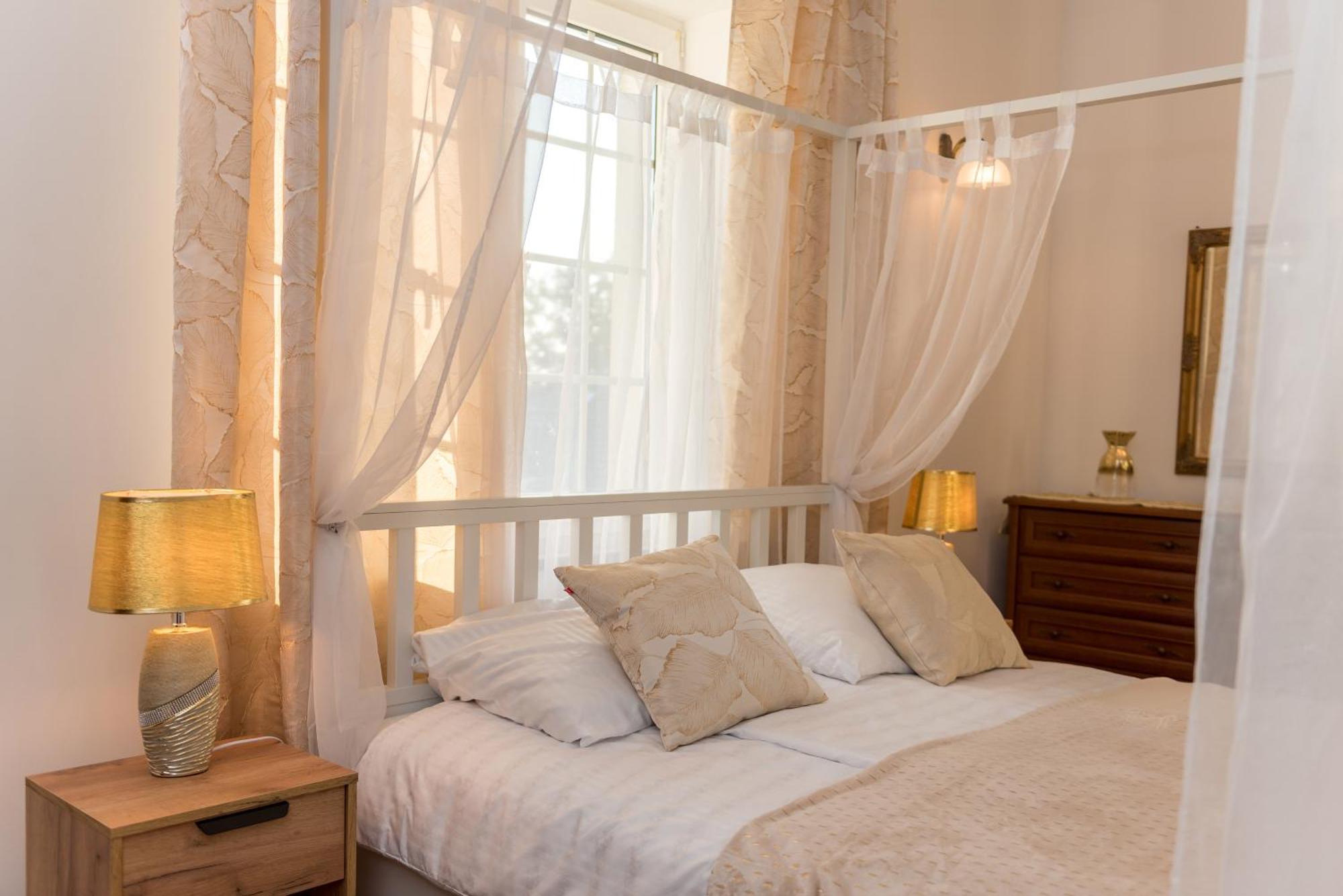 Pensjonat Well Clinic Medicine Estetic & Spa Gdańsk Buitenkant foto